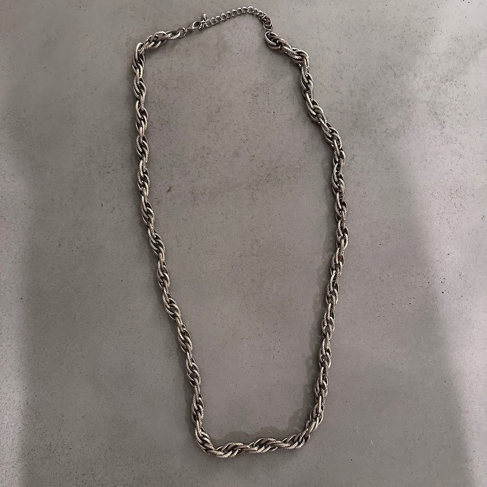 Gold toned Rope Style Necklace